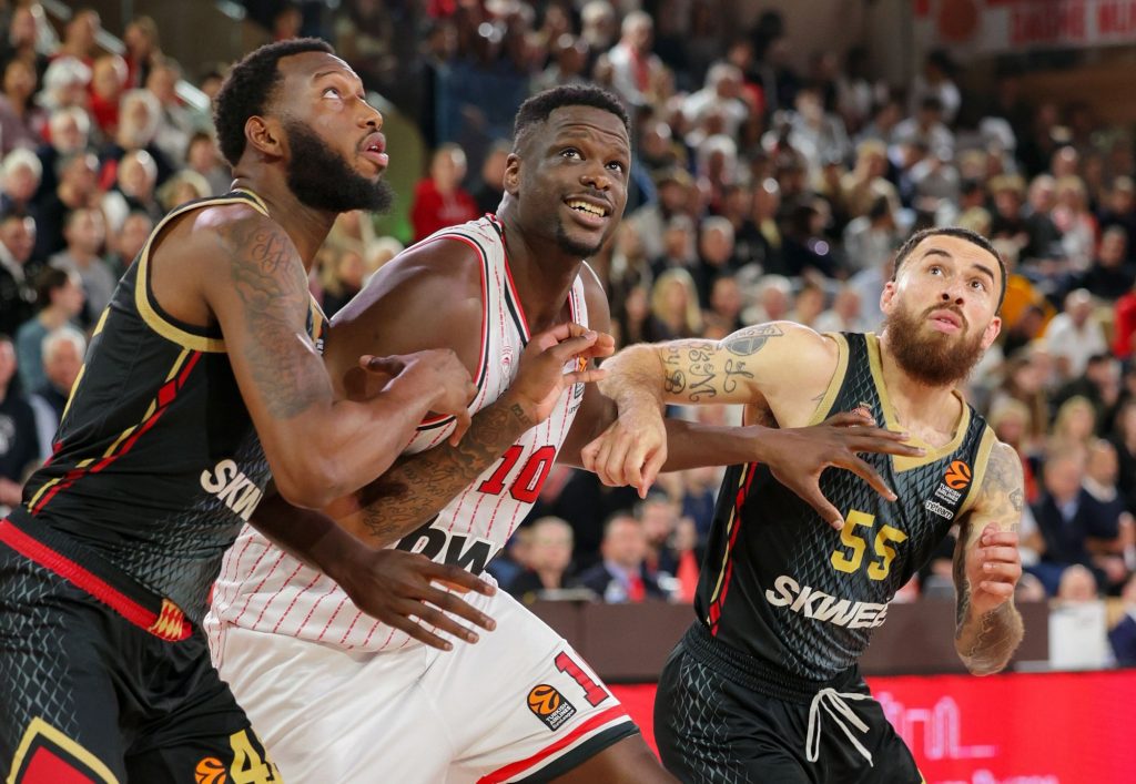 Μονακό – Ολυμπιακός 85-77: Έπεσε στη μάχη του Μόντε Κάρλο