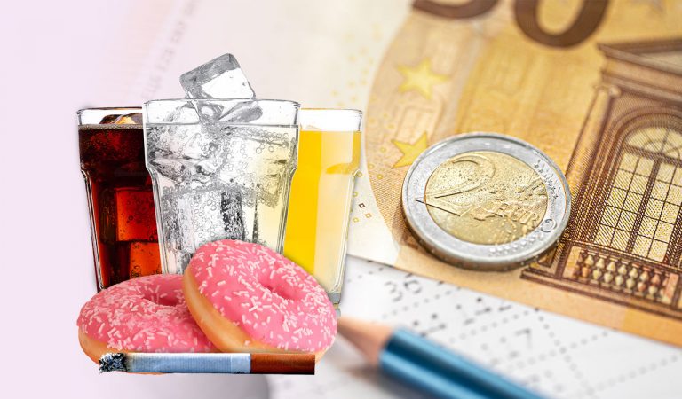 Φόρος στις «αμαρτίες» – Γιατί θα πληρώσουμε πιο ακριβά τα τσιγάρα, τα ποτά και τα ξενύχτια