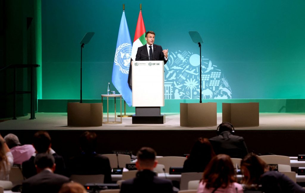 Η δυσοίωνη πρόβλεψη Μακρόν για 10ετή πόλεμο