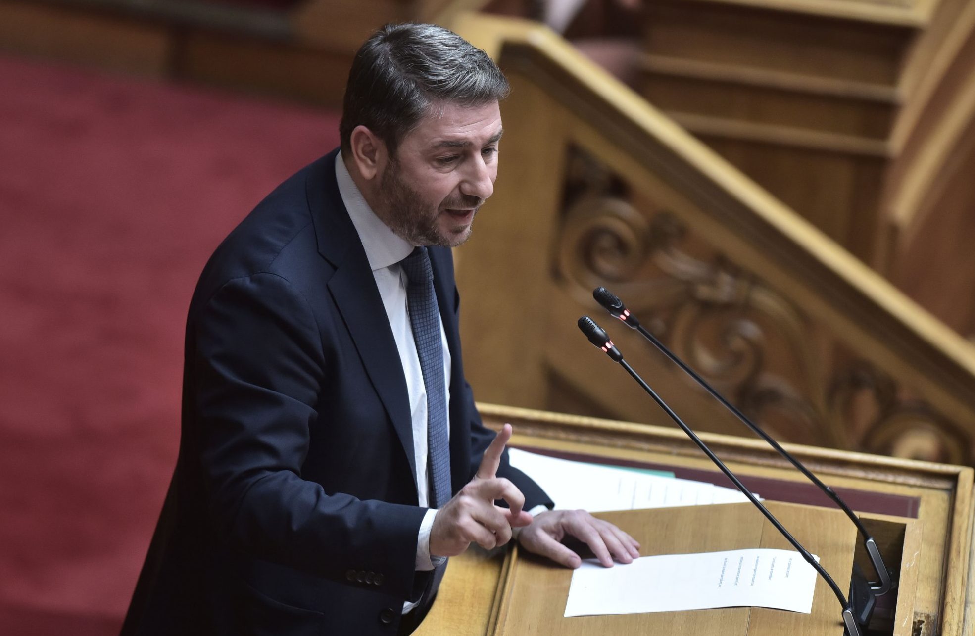 ΠαΣοΚ: Η κοινωνική βεντάλια, το βλέμμα προς τους «11» και οι Ευρωεκλογές