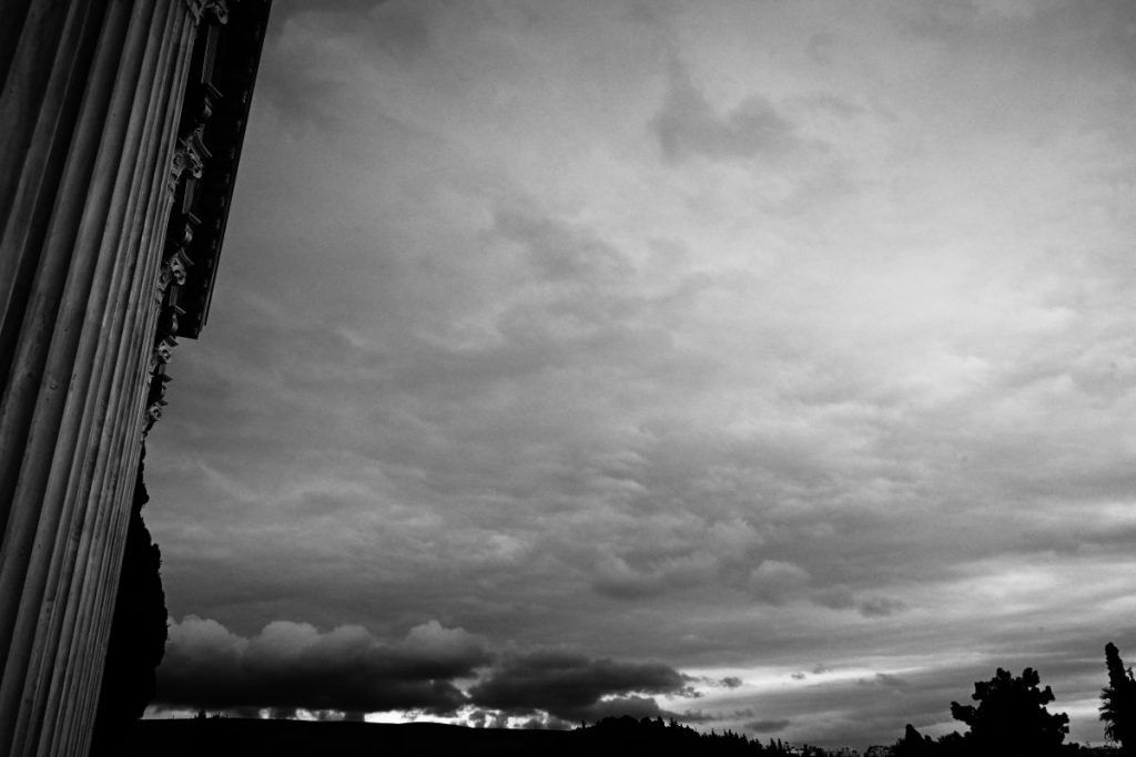 Εκτακτο δελτίο ΕΜΥ: Τα νέα δεδομένα για την κακοκαιρία – Πότε έρχεται στην Αττική