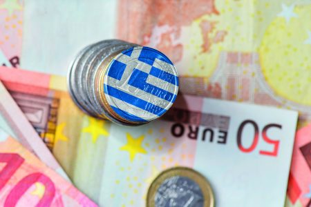 Γιατί η ελληνική οικονομία θα συνεχίσει να υπεραποδίδει