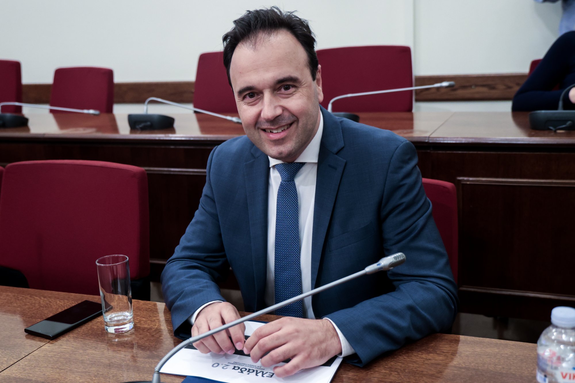 Παπαστεργίου στο συμβούλιο υπουργών: «Ο υπερ – υπολογιστής Δαίδαλος θα αναπτύξει την Τεχνητή Νοημοσύνη»