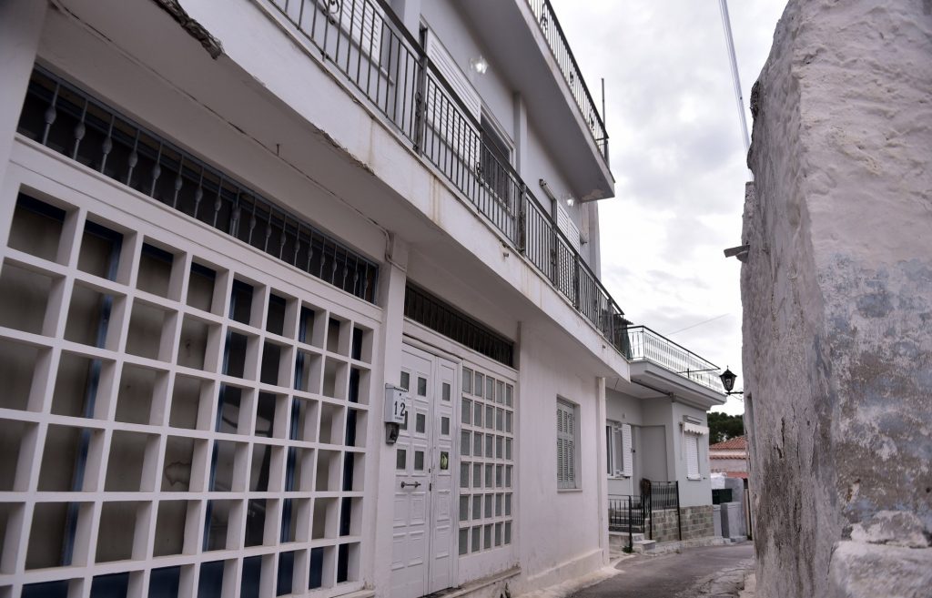 Γυναικοκτονία στη Σαλαμίνα: Συνελήφθη ο 70χρονος δράστης