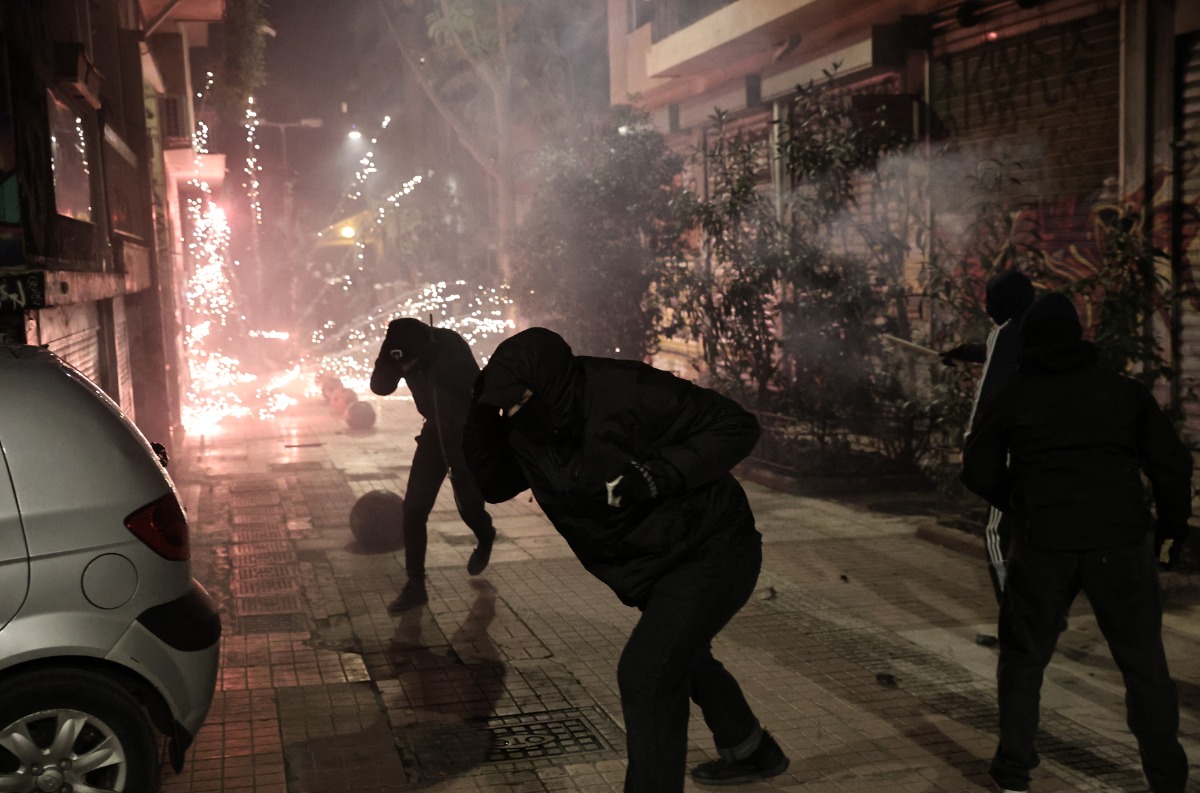 Γρηγορόπουλος: Επεισόδια μετά τις πορείες σε Αθήνα και Θεσσαλονίκη