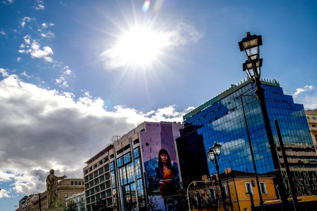 Καιρός: Βροχές και σήμερα και μετά 23άρια και… Απριλοδεκέμβρης