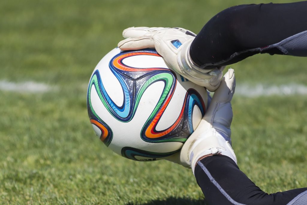 Super League: Αναβολή αγωνιστικής μετά την «κόκκινη κάρτα» των διαιτητών