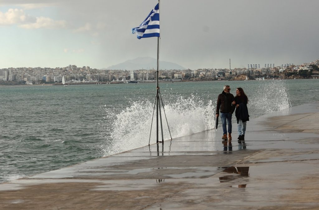 Καιρός – Αρναούτογλου: Πέφτει η θερμοκρασία το Σαββατοκύριακο – Σε ποιες περιοχές θα χιονίσει