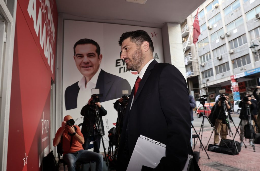 Τεμπονέρας στην ΚΕ: «Δεν χρειαζόμαστε ένα συνέδριο-φιέστα του αρχηγού»