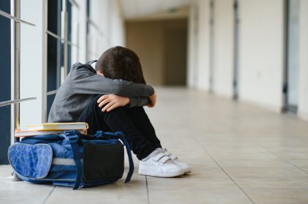 Βόλος: Απίστευτο bullying σε 7χρονο – Τον έγδυνε και έπαιζε τρίλιζα στο κορμί του