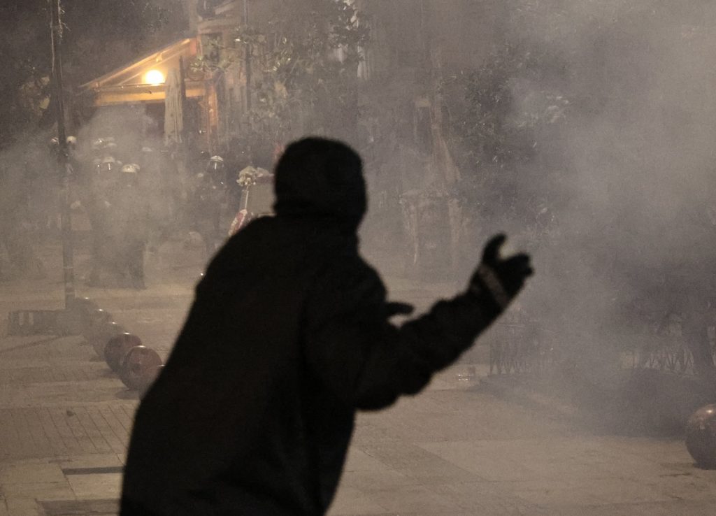 Κεκλεισμένων των θυρών οι αγώνες της Super League – Χωρίς κόσμο το Ολυμπιακός – Μπάτσκα Τόπολα