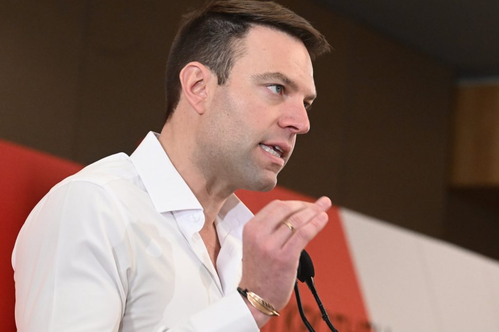 Κασσελάκης για τα μέτρα κατά της οπαδικής βίας: Τιμωρητική κυβέρνηση χωρίς πολιτική βούληση