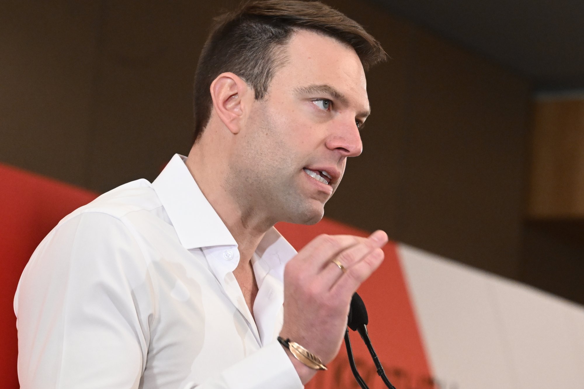 Κασσελάκης για τα μέτρα κατά της οπαδικής βίας: Τιμωρητική κυβέρνηση χωρίς πολιτική βούληση