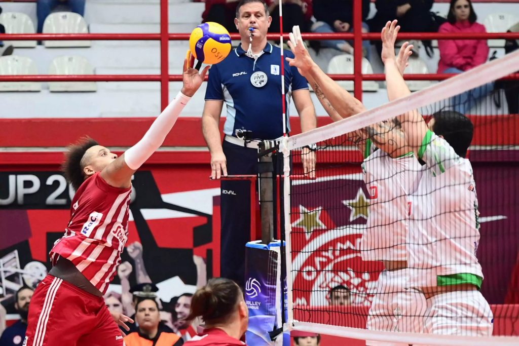 Κεκλεισμένων των θυρών το Ολυμπιακός – Παναθηναϊκός στο βόλεϊ με απόφαση Βρούτση