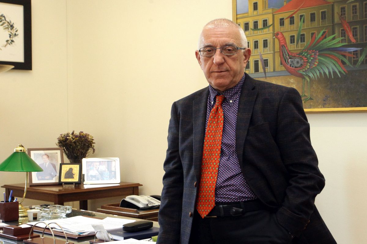 Κακλαμάνης για αστυνομικό: Αν ο Θεός τον αγαπά, να τον πάρει