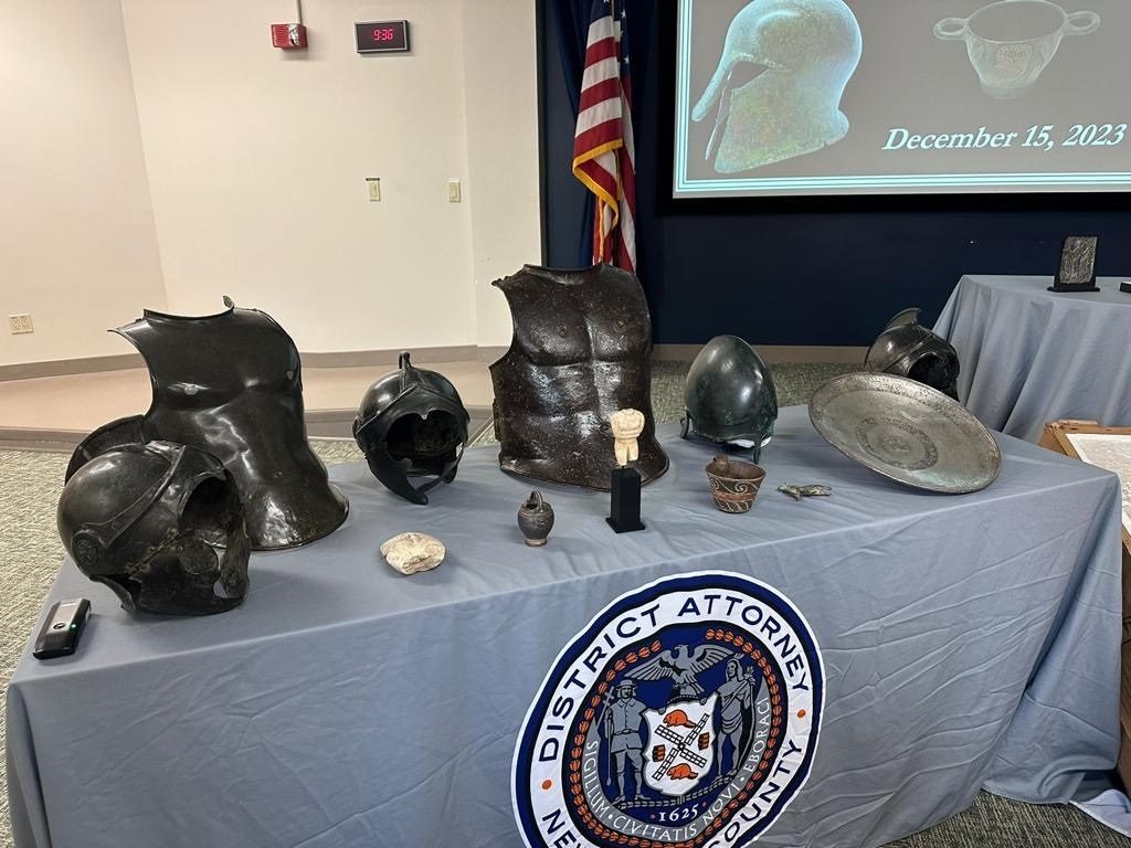 Υπουργείο Πολιτισμού: Επαναπατρίζονται 30 αρχαιότητες από τη Νέα Υόρκη