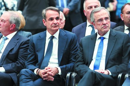 Γιατί η τορπίλη Σαμαρά αναστατώνει το Μαξίμου – Η τροπολογία και οι πολιτικές «ουρές»