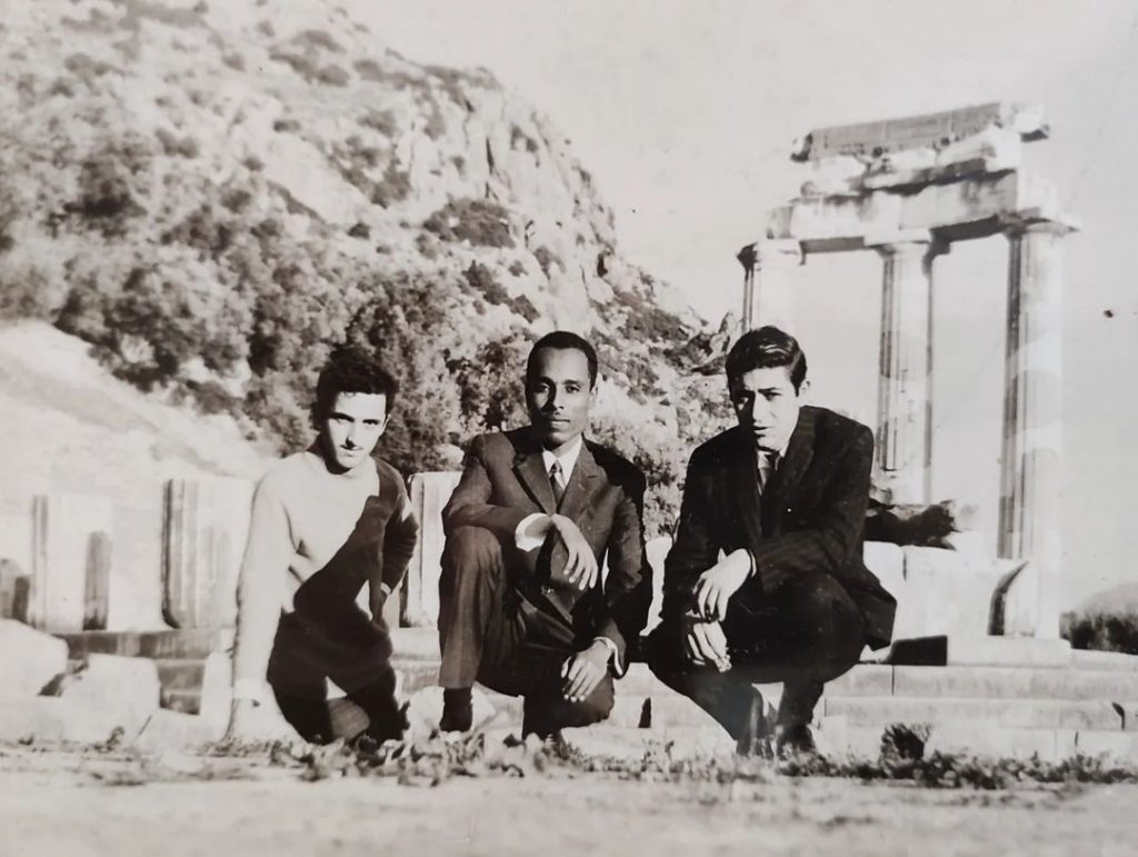 «Από τη μέρα που φτάσαμε είμαστε προσωρινοί»: Ιστορίες μεταναστών στην Αθήνα μέσα από τη δική τους φωνή