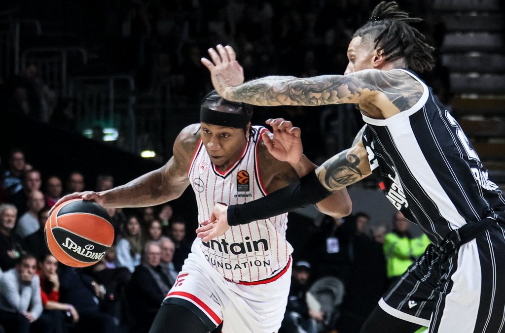 Βίρτους Μπολόνια – Ολυμπιακός 69-67: Έχασαν δικό τους παιχνίδι οι «ερυθρόλευκοι»