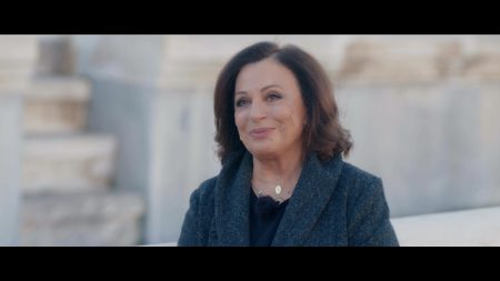 MEGA Stories: Οι ιστορίες της Χαρούλας