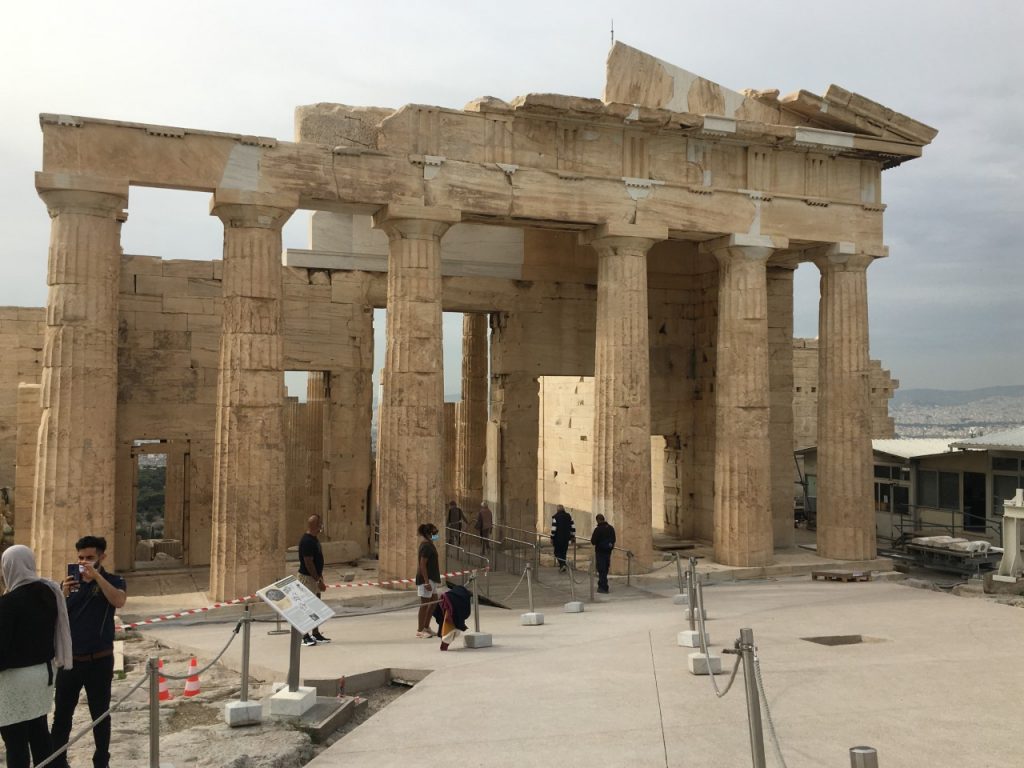 Ακρόπολη: Ιδιωτικές ξεναγήσεις για «βαριά» πορτοφόλια