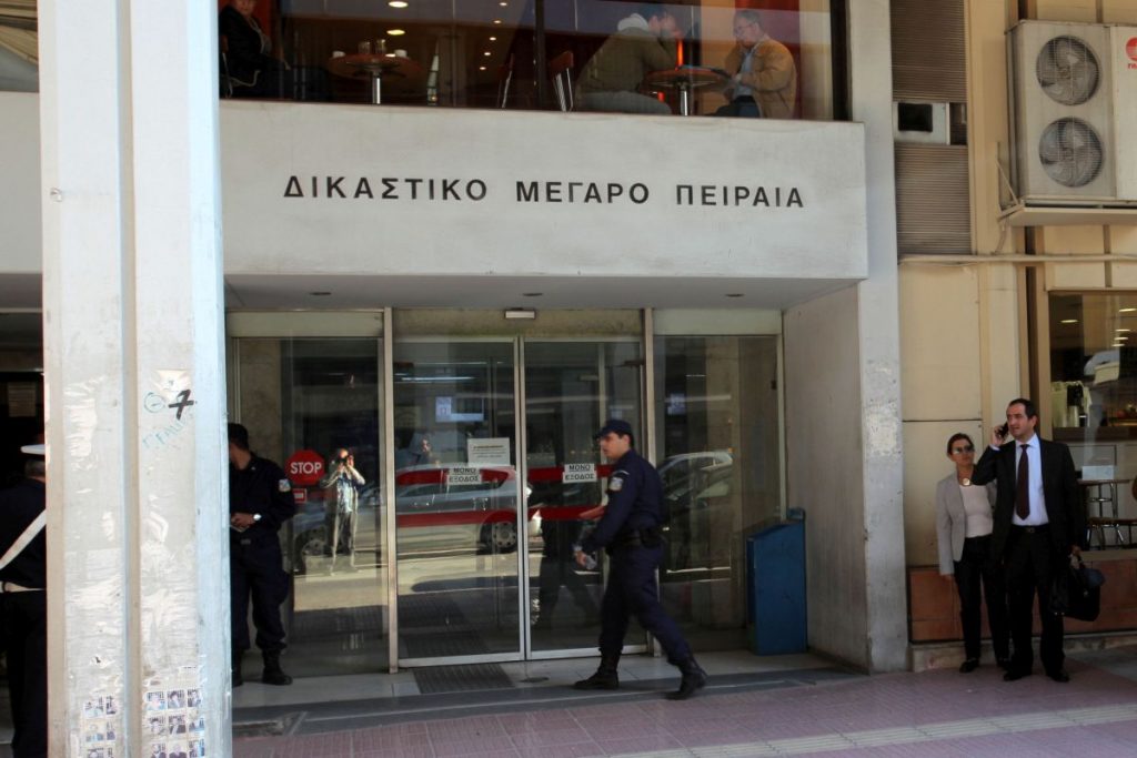 Ασπρόπυργος: Απολογούνται ο 20χρονος και ο 17χρονος για τον θανάσιμο τραυματισμό του αστυνομικού