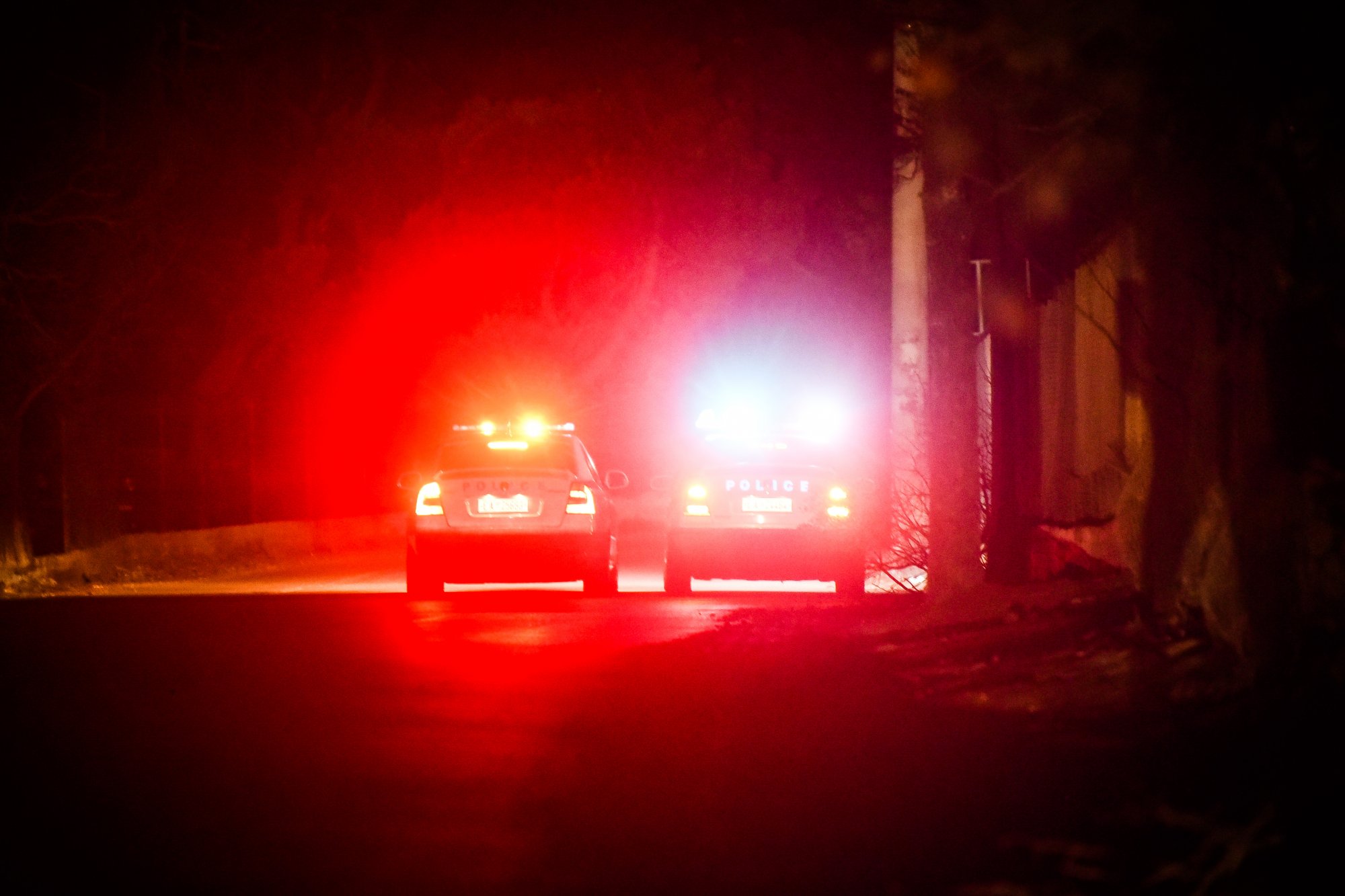 Έγκλημα στα Καλύβια: 16χρονος μαχαίρωσε μέχρι θανάτου τον πατέρα του