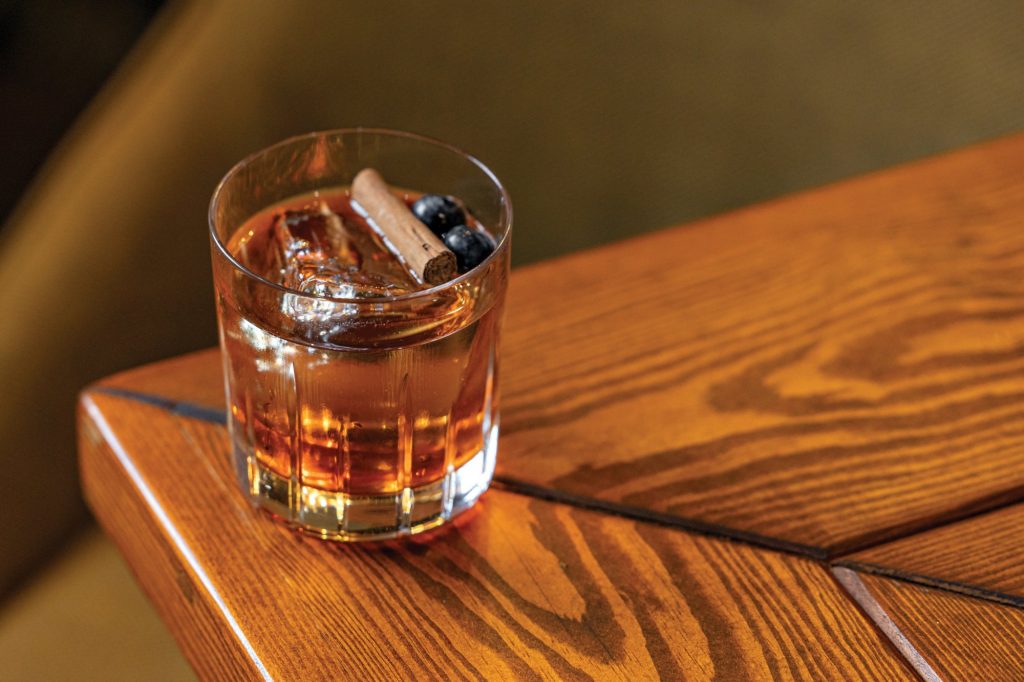 10 Xmas Cocktails για να πιεις τα Χριστούγεννα στο ποτήρι