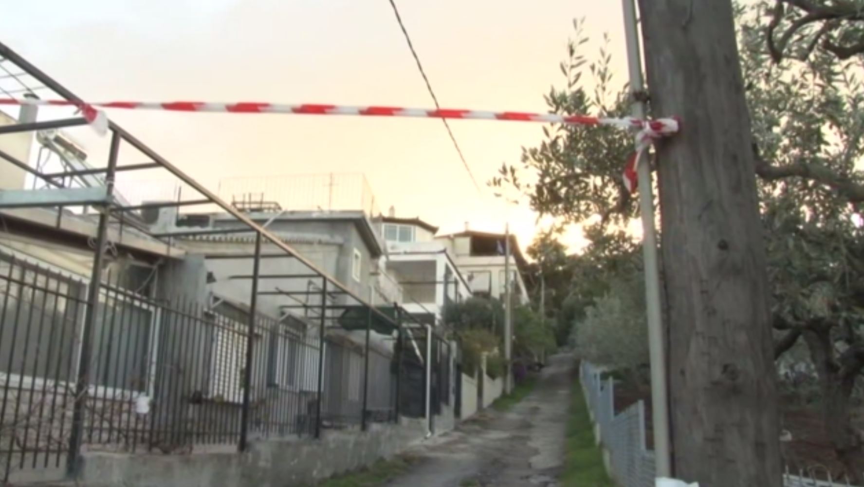 Καλύβια: Το μοιραίο τηλεφώνημα του πατέρα που όπλισε το χέρι του 16χρονου – Η αναφορά στον αδερφό και τη μητέρα του