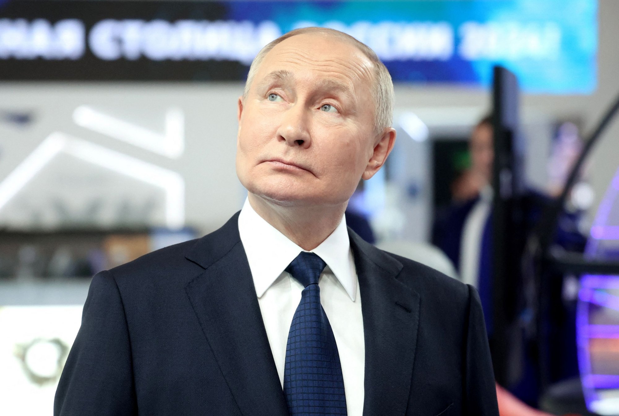 Ρωσία: Ο Πούτιν δεν αφήνει τις εκλογές στην τύχη τους