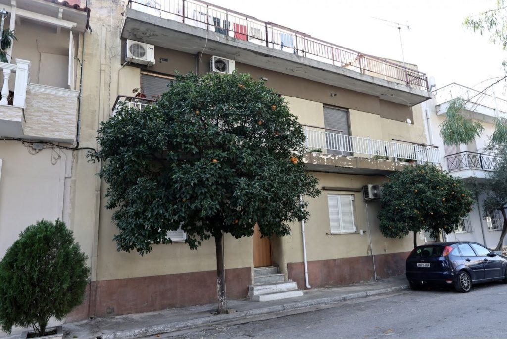 Περιστέρι:  Τι όπλισε το χέρι του 35χρονου που μαχαίρωσε τον πατέρα του – Ποιο ήταν το θύμα