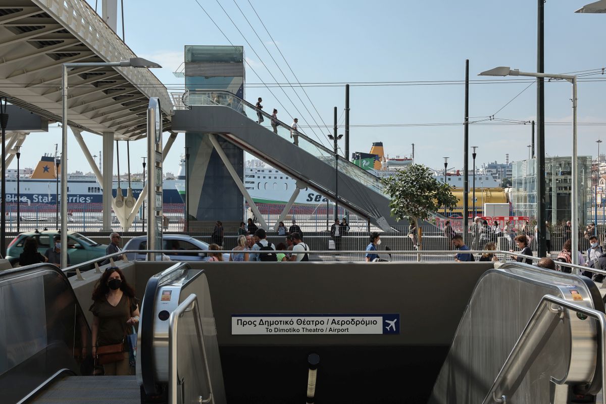 Πώς θα κινηθούν από σήμερα έως τις 7/1 μετρό, ηλεκτρικός και τραμ