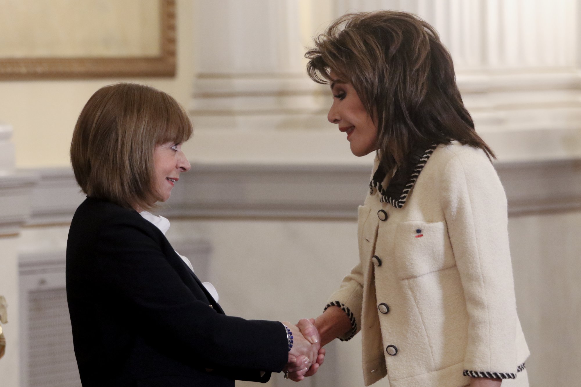 Τα πρωτοχρονιάτικα «πηγαδάκια» στο Προεδρικό που δεν έδειξε η τηλεόραση