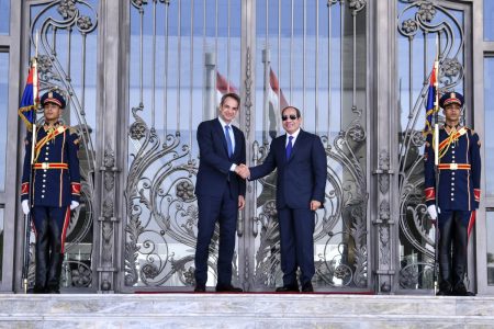 Τηλεφωνική επικοινωνία Μητσοτάκη με Σίσι – Τι συζήτησαν