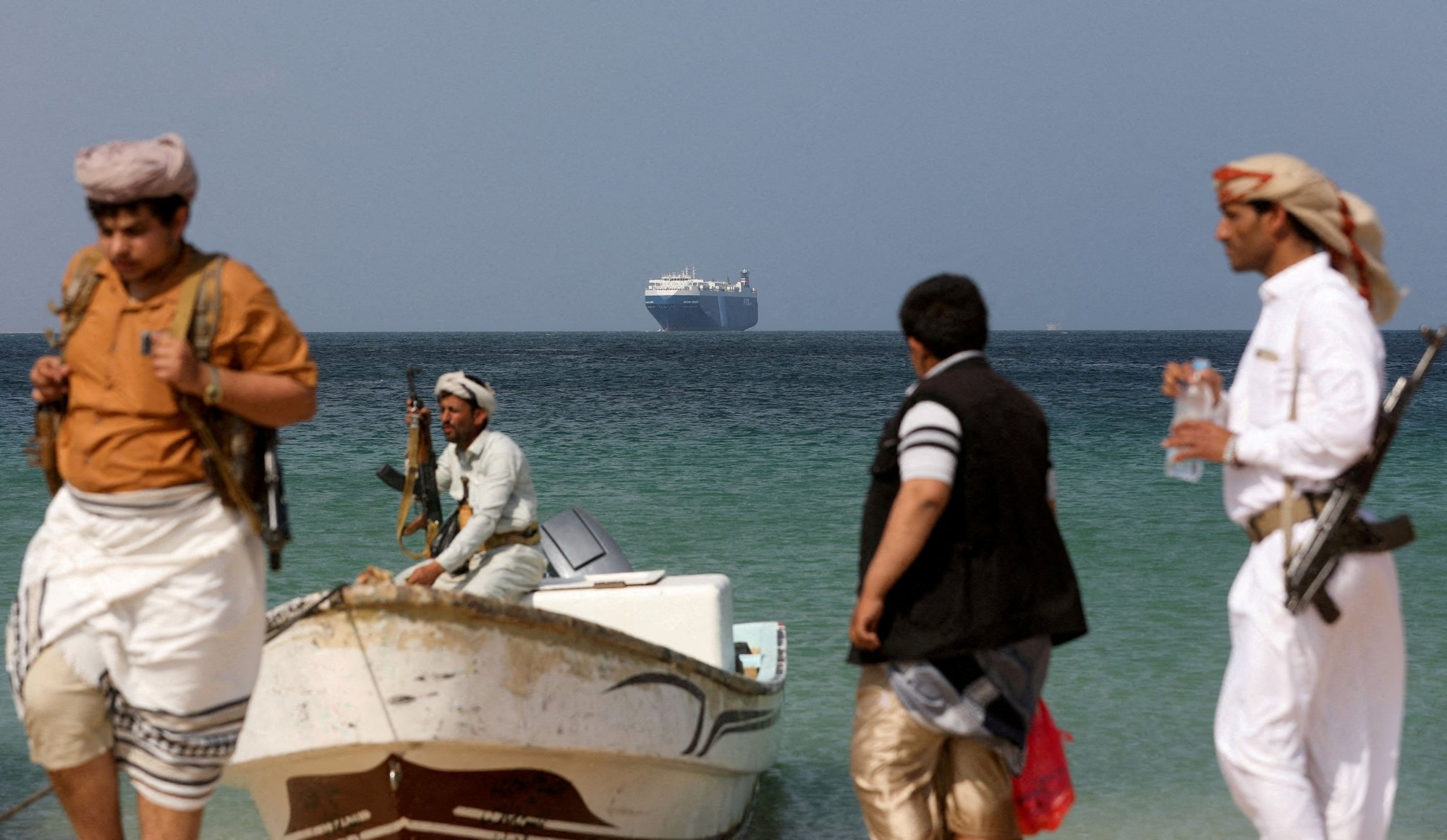 Ερυθρά θάλασσα: Η προειδοποίηση των «12» στους Χούθι και η προκλητική απάντηση