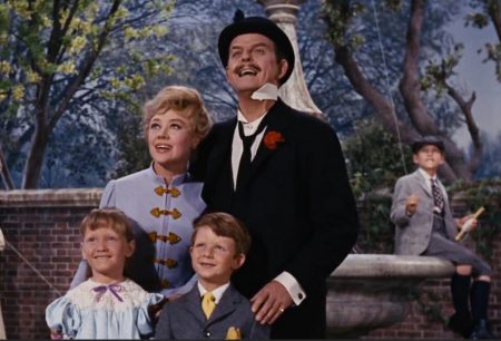 Γκλίνις Τζονς: Πέθανε 100 ετών η κυρία Μπανκς της «Μαίρη Πόπινς»