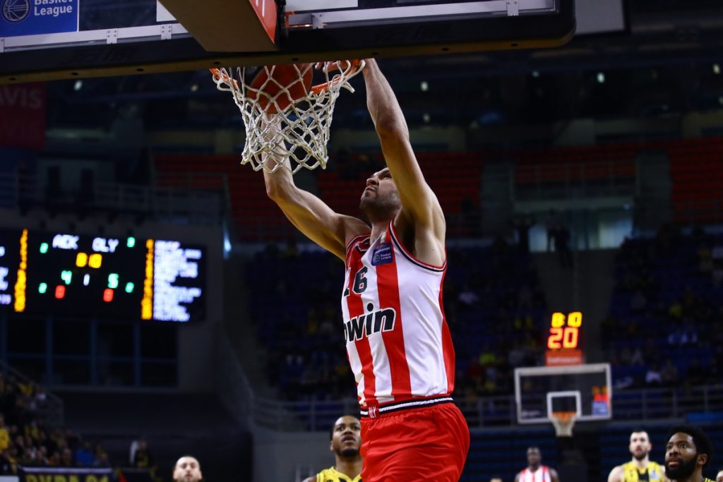 ΑΕΚ – Ολυμπιακός 80-92: Δια χειρός Παπανικολάου πέρασαν από τα Λιόσια οι ερυθρόλευκοι