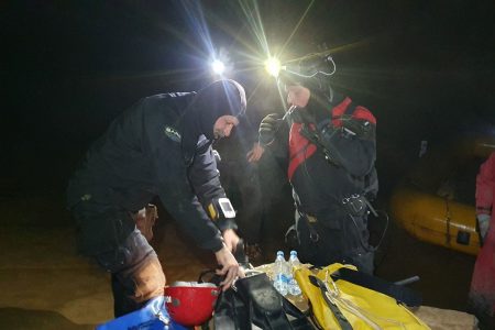 Σλοβενία: Αγωνία για τη διάσωση πέντε ατόμων, εγκλωβίστηκαν σε σπήλαιο