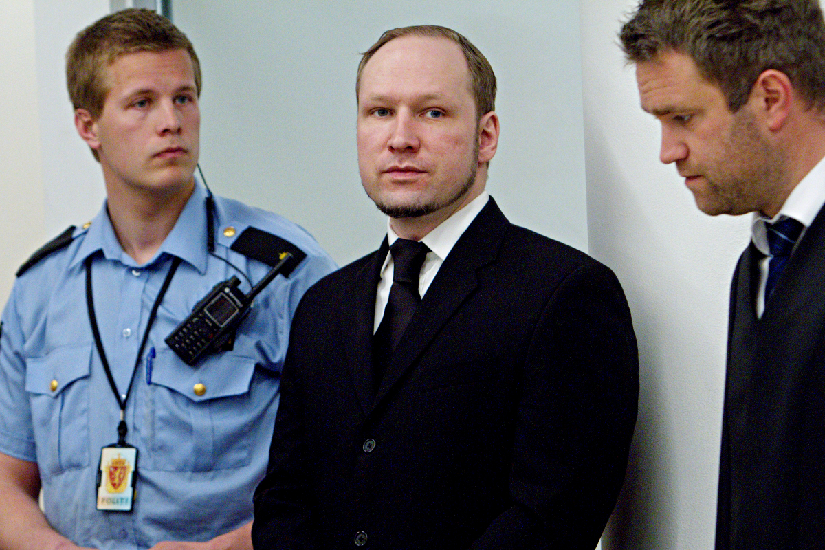 Νορβηγία: «Με τάσεις αυτοκτονίας» ο μακελάρης Μπρέιβικ – Είχε σκοτώσει 77 ανθρώπους το 2011