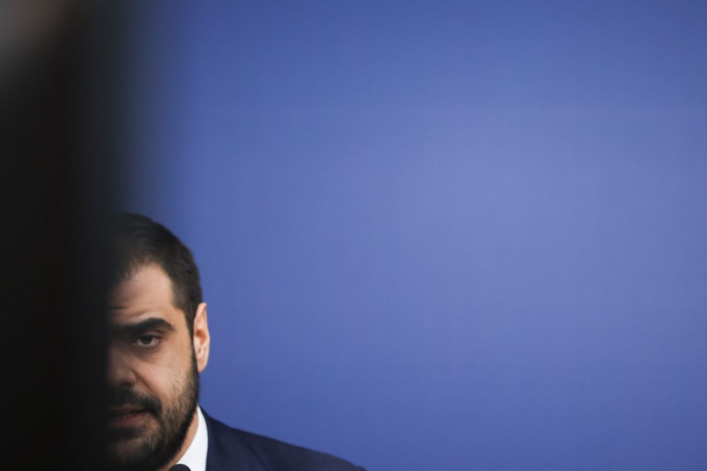 Ο Π. Μαρινάκης, ο πρωινός καφές στο Μαξίμου και τα διαιτητικά «εγκλήματα»