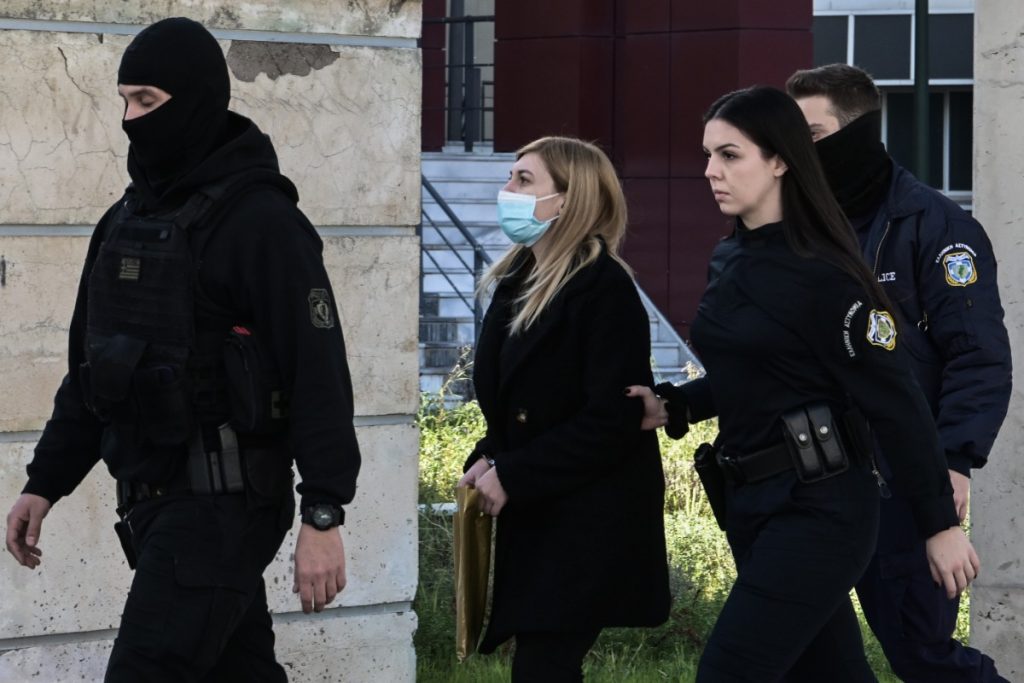 Δίκη Πισπιρίγκου: «Με είχαν καταδικάσει πριν γίνω ύποπτη – Με πίεσαν να ενοχοποιήσω τον Μάνο με την κεταμίνη»