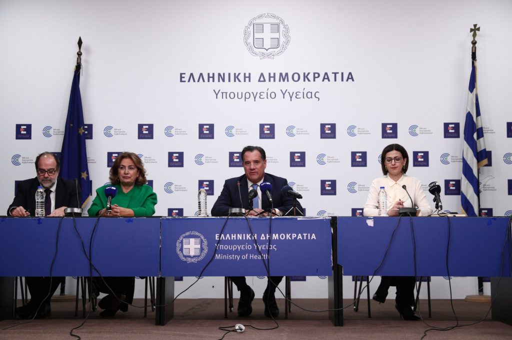 Κορωνοϊός: Live η ενημέρωση από το υπουργείο Υγείας