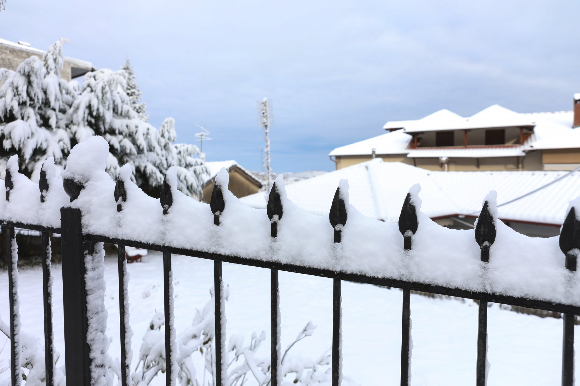 Καιρός: Νέα ψυχρή εισβολή – Ισχυροί βοριάδες και χιονοπτώσεις