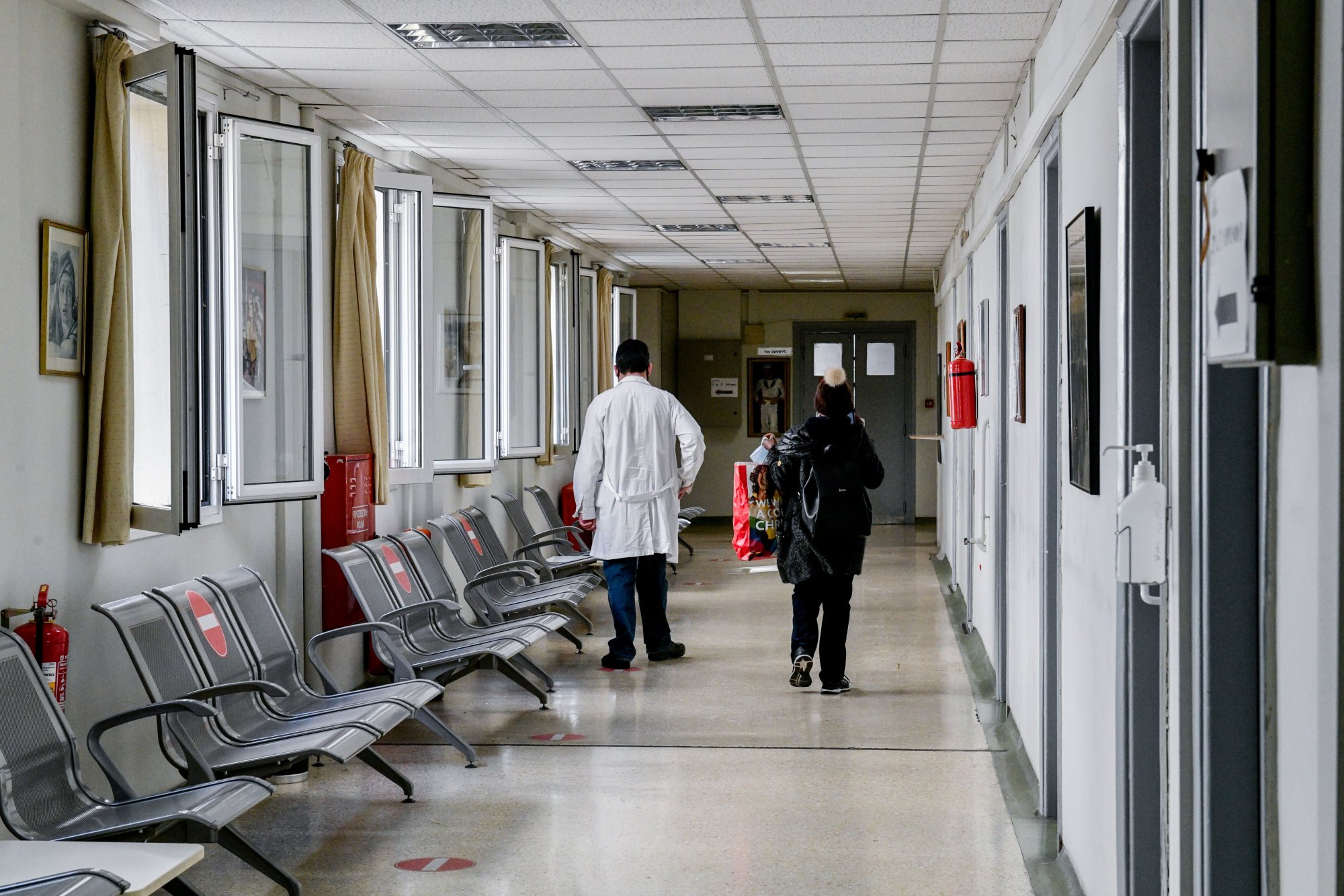 Covid -19: Σκότωσε σχεδόν 10.000 άτομα παγκοσμίως μέσα σε έναν μήνα