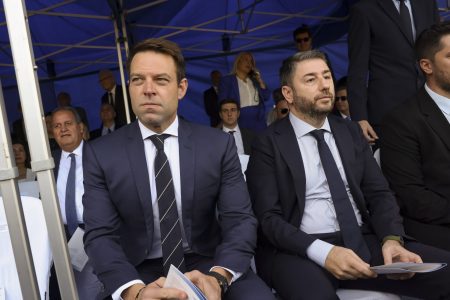 ΣΥΡΙΖΑ – ΠαΣοΚ: Ο «εκβιαζόμενος πρόεδρος» και ο «Πολάκης made in USA» – Τι κρύβει η σκληρή σύγκρουση