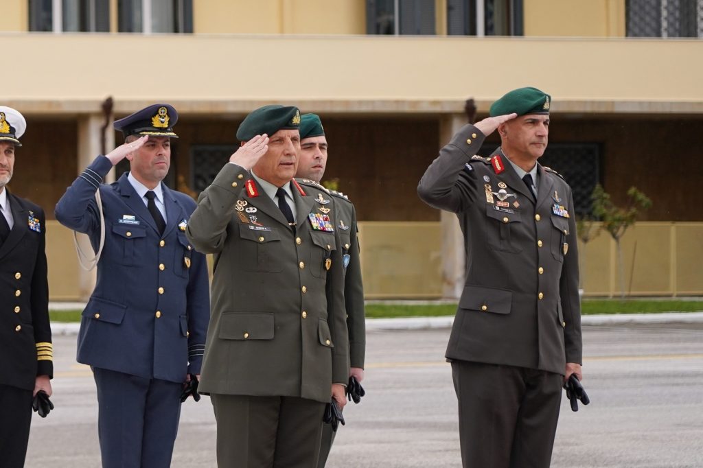 Στο στρατόπεδο «Παπάγου» ο νέος Αρχηγός ΓΕΕΘΑ Δημήτριος Χούπης