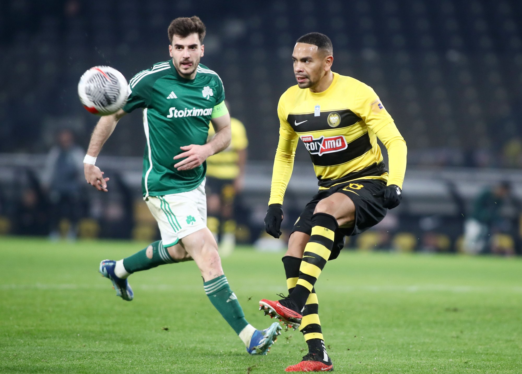 ΑΕΚ – Παναθηναϊκός 2-2: H πράσινη ανατροπή χάθηκε στο 96′