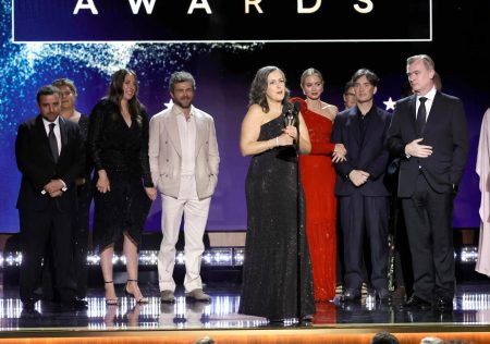 Critics Choice Awards 2024: Oppenheimer, Emma Stone, Giamatti οι μεγάλοι νικητές