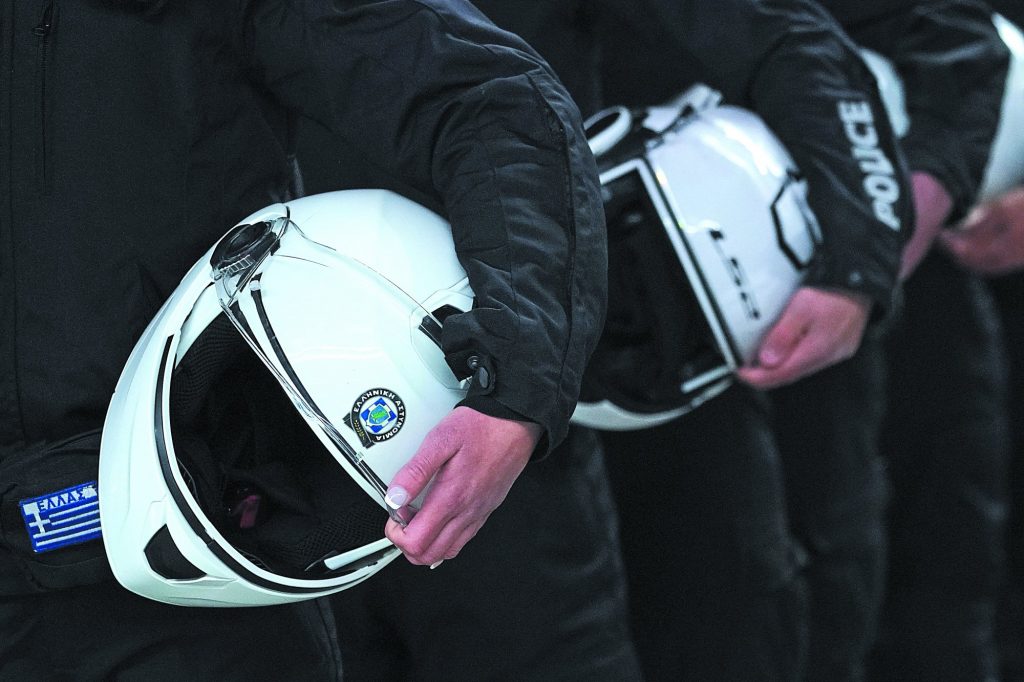 Οι «Ελίζαμπεθ Τέιλορ» της Ελληνικής Αστυνομίας