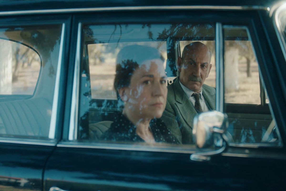 Το Ναυάγιο: Ο Δημήτρης κατηγορεί τη Μαρία ότι τον απατούσε με τον Βλάσση